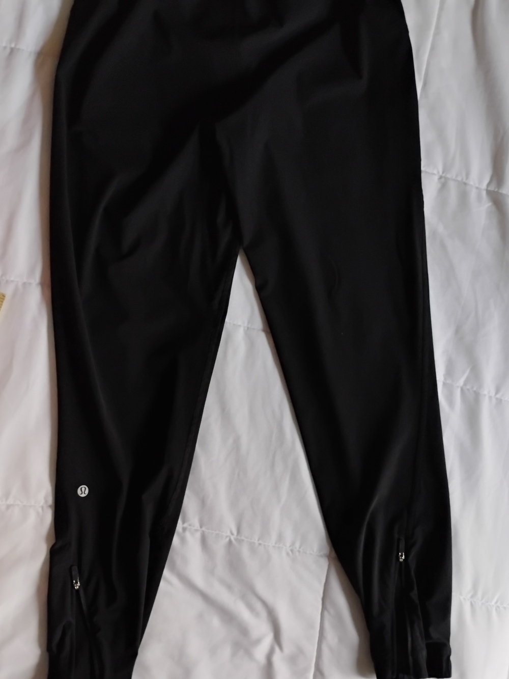 lululemon athletica Black Track Pants with Ankle Zips Size 4
